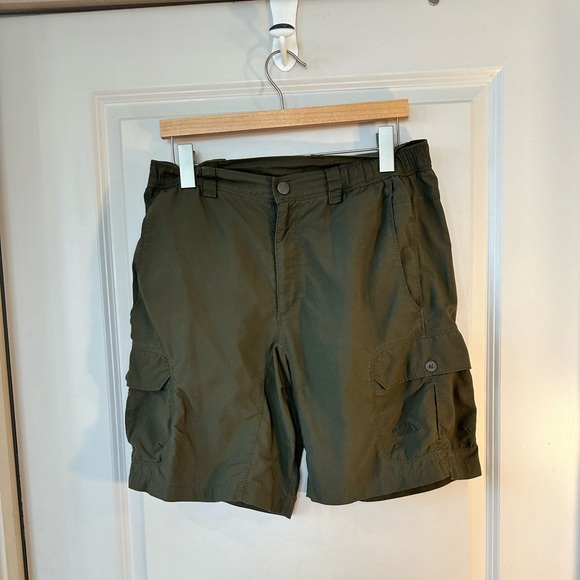 The North Face Army Green Lightweight Cargo Hiking Short, size Small - Picture 9 of 9